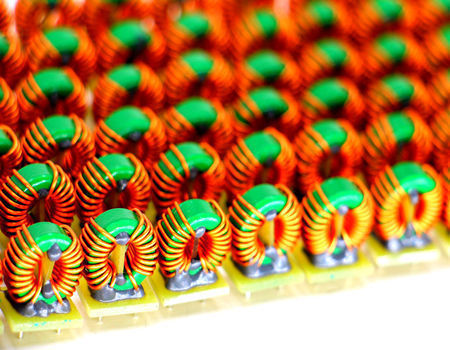 ИКП настраиваемые V/H/SMD тип Аморфные/Нанокристаллические ядра Common-Mode Choke Coils